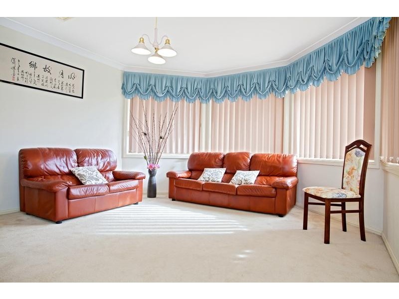 9 Surveyors Creek Road, Glenmore Park NSW 2745