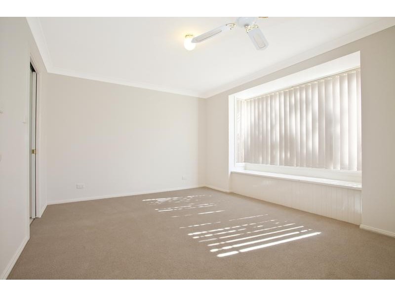 12 Bulu Drive, Glenmore Park NSW 2745