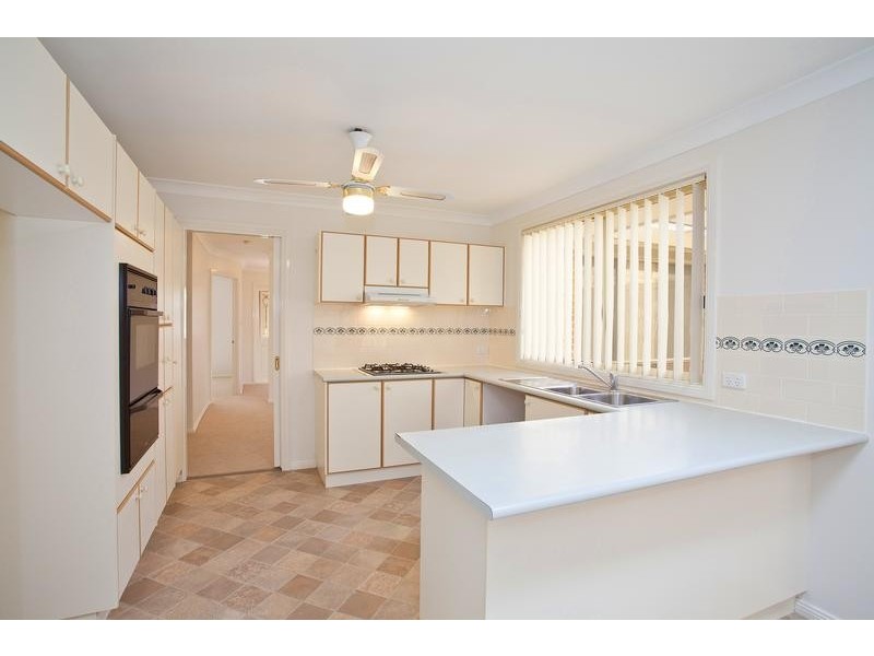 12 Bulu Drive, Glenmore Park NSW 2745