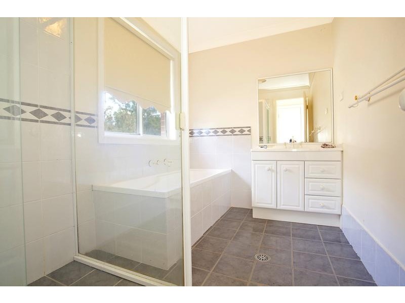 20 Wattlebird Crescent, Glenmore Park NSW 2745