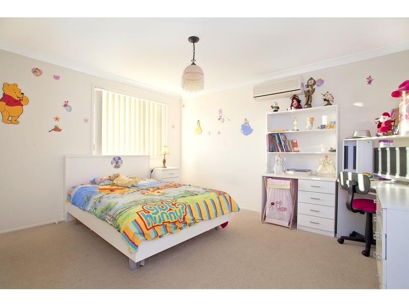 2 Narrabeen Place, Glenmore Park NSW 2745