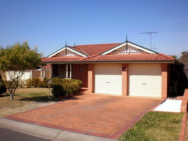 4 Midin Close, Glenmore Park NSW 2745