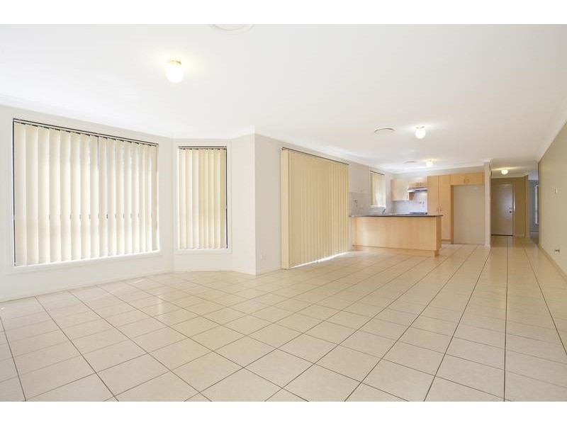 14 Narrabeen Place, Glenmore Park NSW 2745