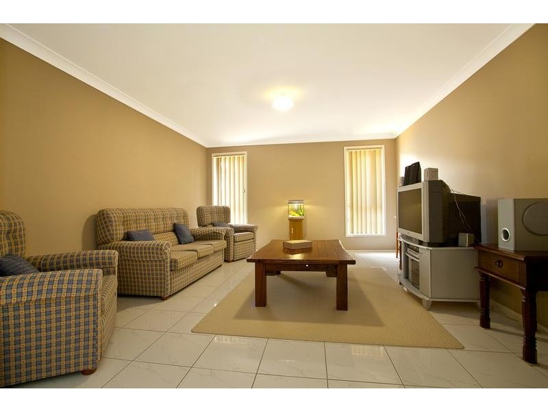 87 The Lakes Drive, Glenmore Park NSW 2745