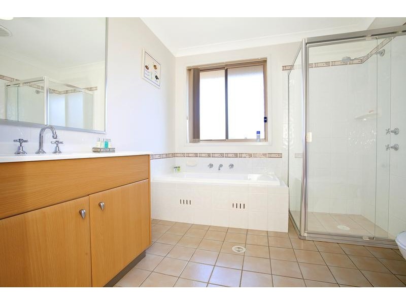 87 The Lakes Drive, Glenmore Park NSW 2745