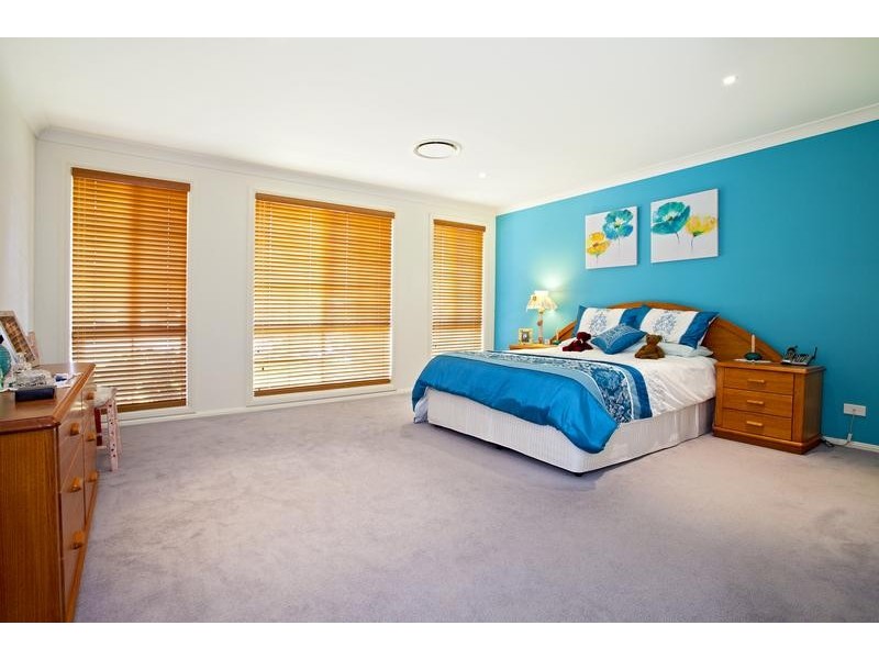 106 Glengarry Drive, Glenmore Park NSW 2745