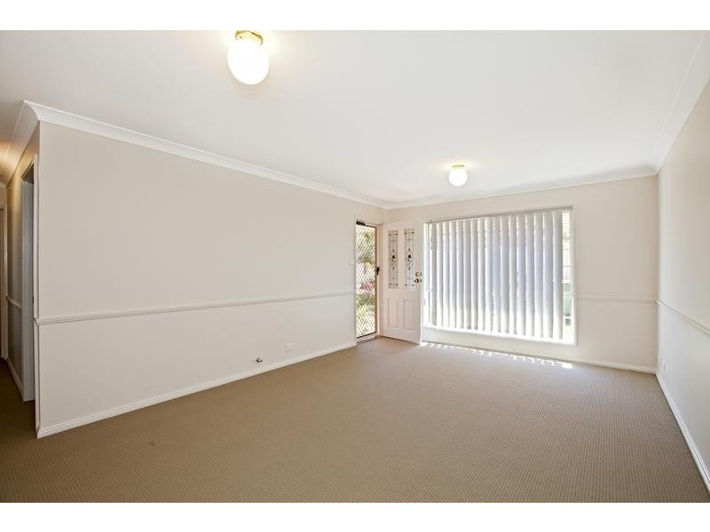 8/1 Dutton Place, Glenmore Park NSW 2745