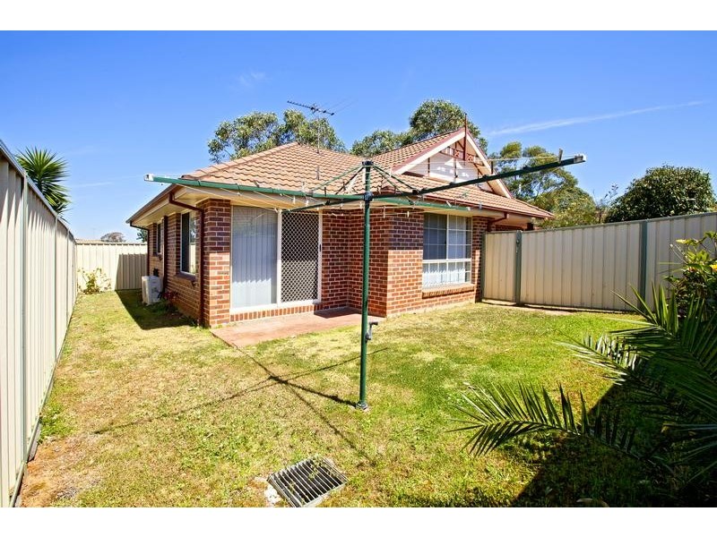 8/1 Dutton Place, Glenmore Park NSW 2745