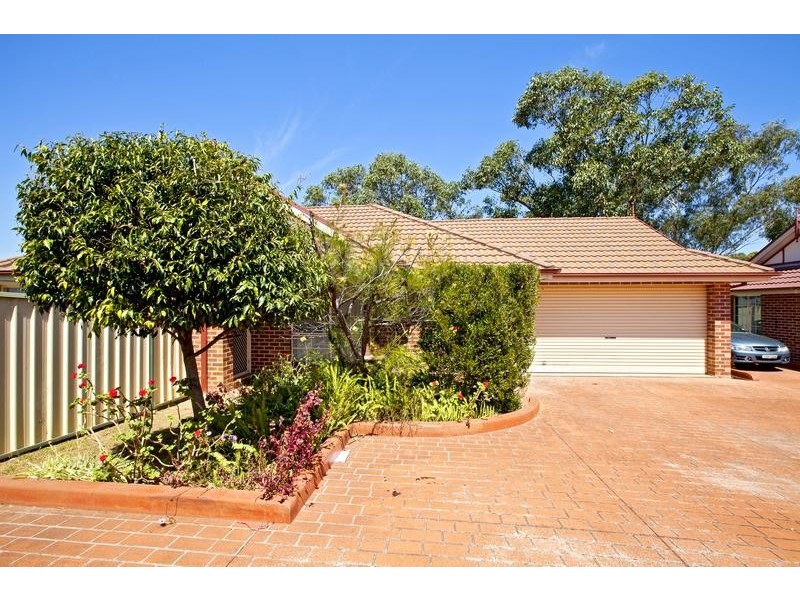 8/1 Dutton Place, Glenmore Park NSW 2745