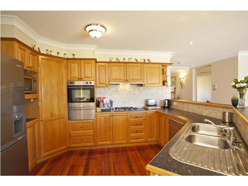 6 Karingal Court, Glenmore Park NSW 2745