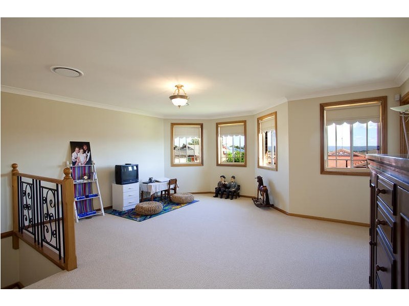 6 Karingal Court, Glenmore Park NSW 2745