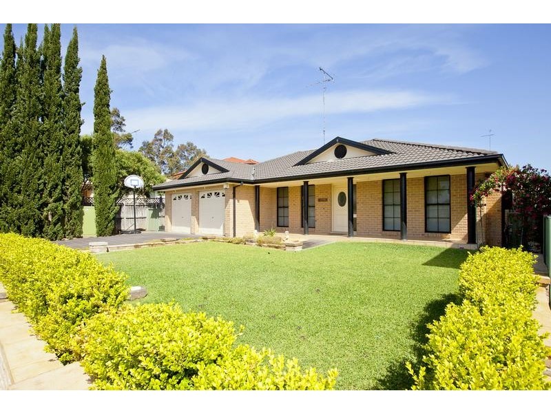 6 Coolabah Crescent, Glenmore Park NSW 2745