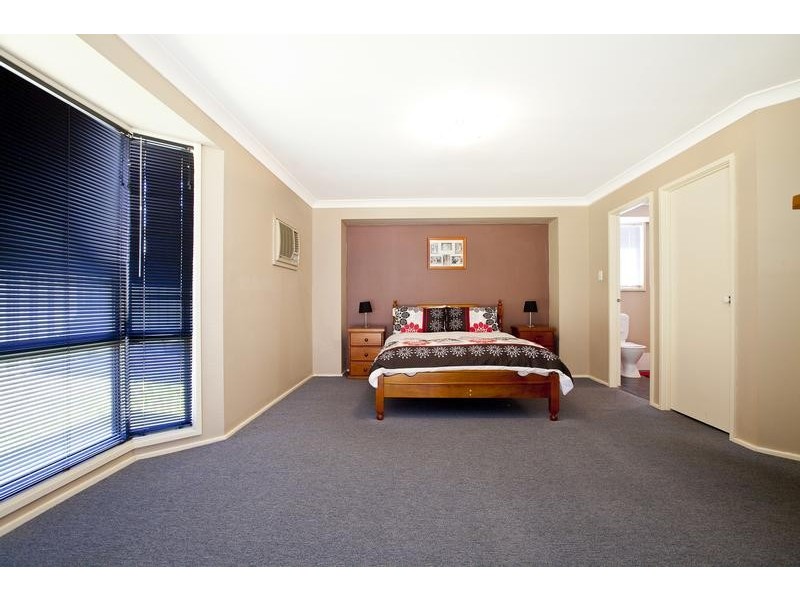 6 Coolabah Crescent, Glenmore Park NSW 2745