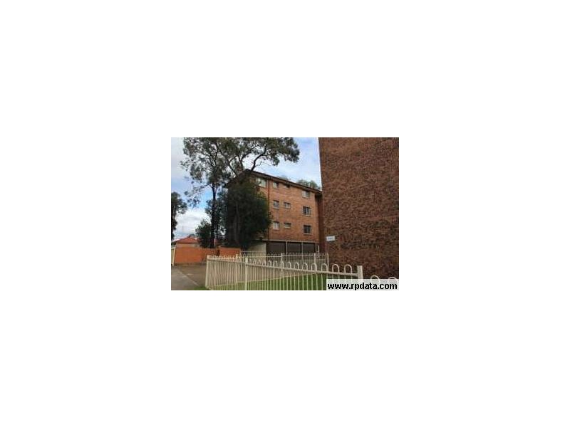 18/165 Derby Street, Penrith NSW 2750