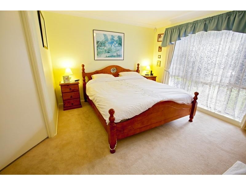 21 Laguna Drive, Glenmore Park NSW 2745