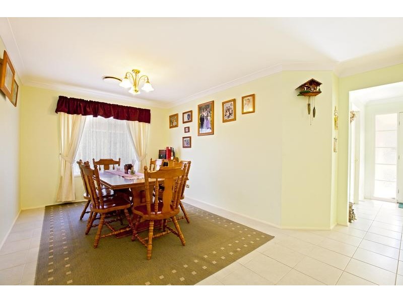 21 Laguna Drive, Glenmore Park NSW 2745