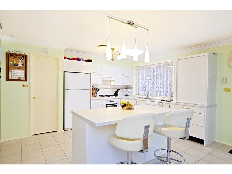 21 Laguna Drive, Glenmore Park NSW 2745