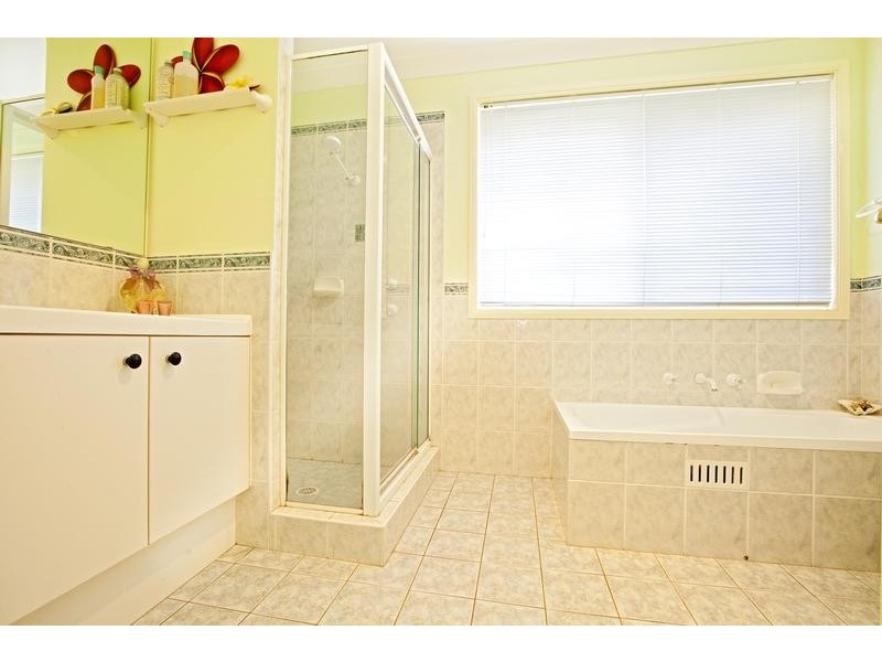 21 Laguna Drive, Glenmore Park NSW 2745