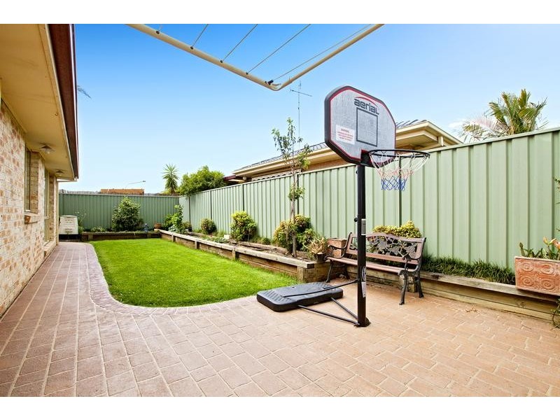 21 Laguna Drive, Glenmore Park NSW 2745