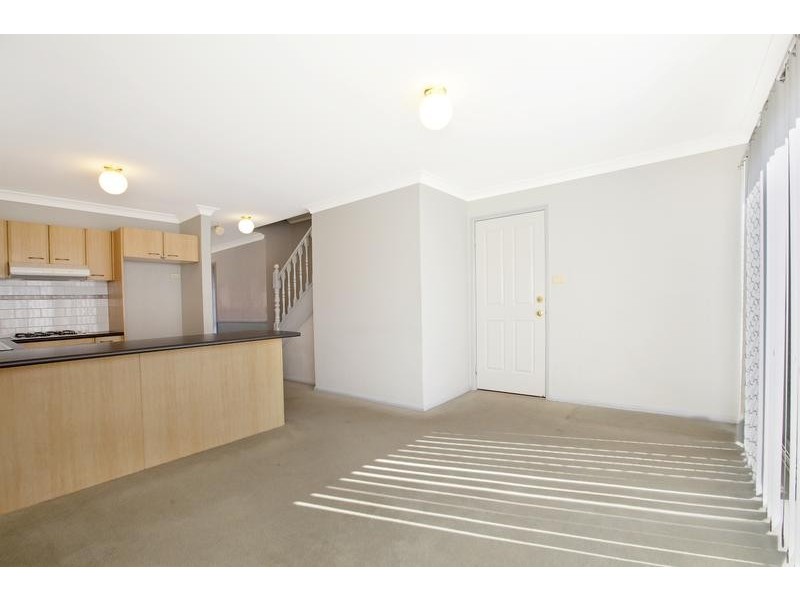 6/1 Dutton Place, Glenmore Park NSW 2745