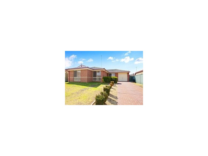 6 Castlerock Avenue, Glenmore Park NSW 2745