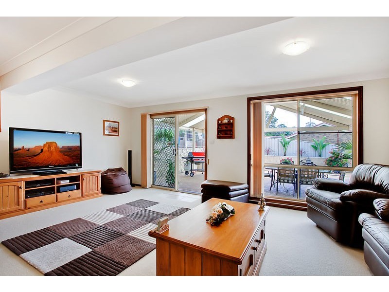 10 Cartwright Close, Glenmore Park NSW 2745