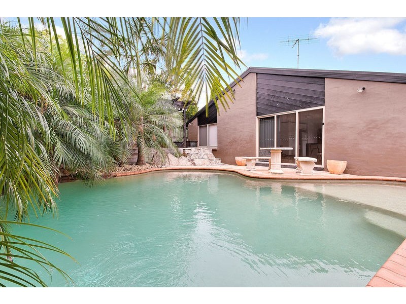 17 Allison Drive, Glenmore Park NSW 2745