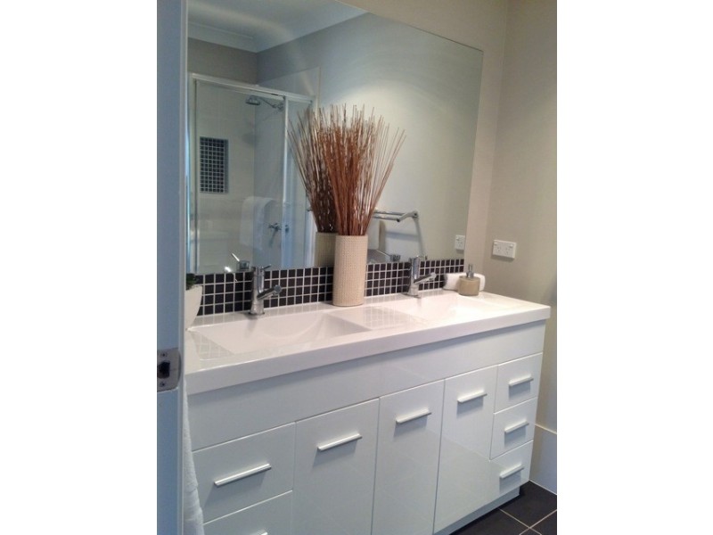 21 Foothills Terrace, Glenmore Park NSW 2745