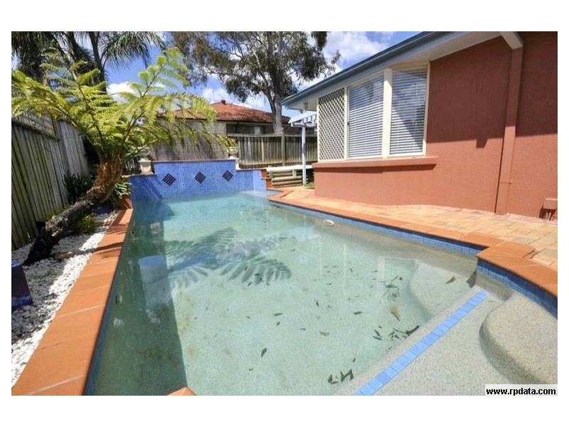 4 Dyson Place, Glenmore Park NSW 2745