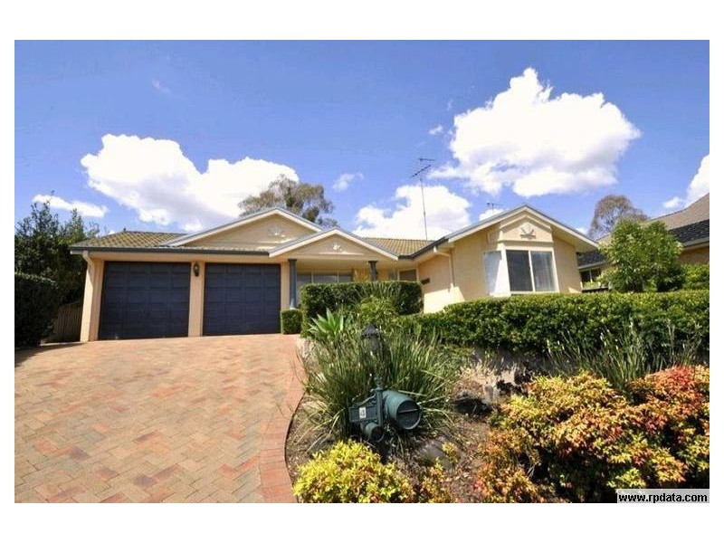4 Dyson Place, Glenmore Park NSW 2745