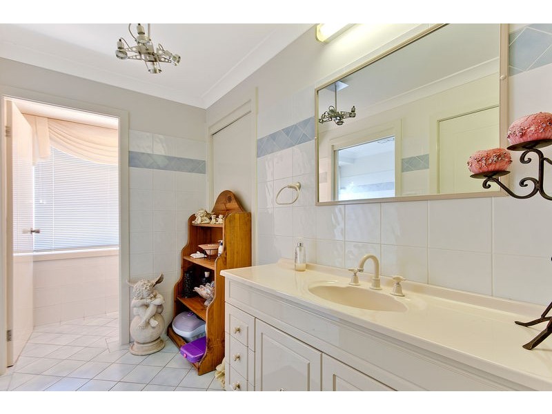 73 Surveyors Creek Road, Glenmore Park NSW 2745