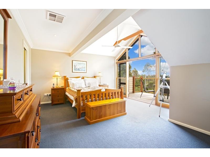 2 Cascade Avenue, Glenmore Park NSW 2745