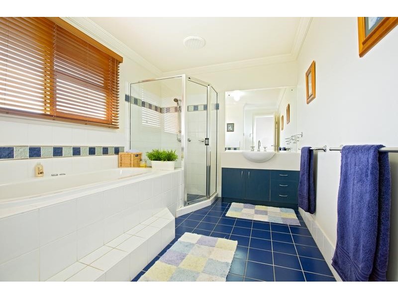 2 Cascade Avenue, Glenmore Park NSW 2745