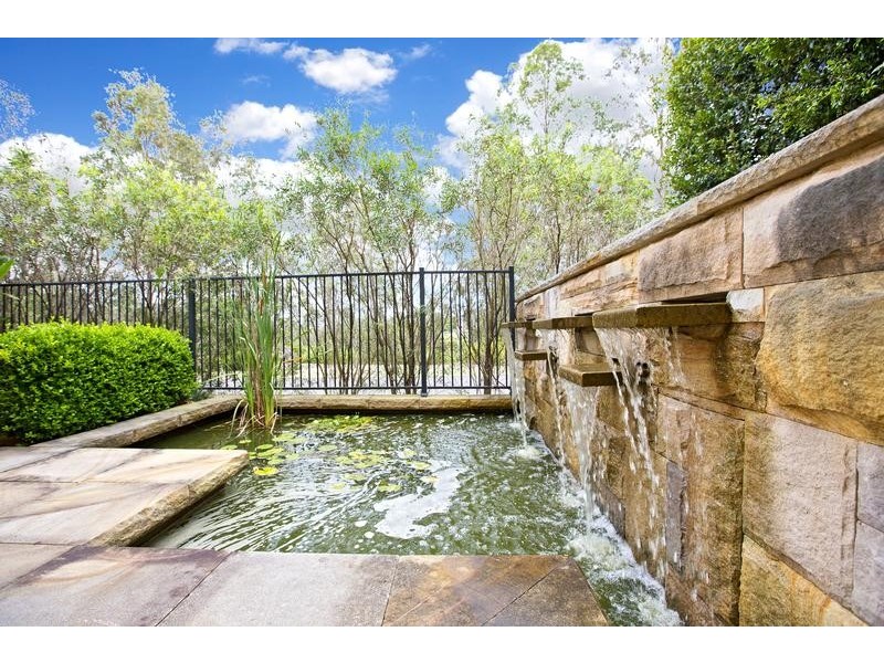 2 Cascade Avenue, Glenmore Park NSW 2745