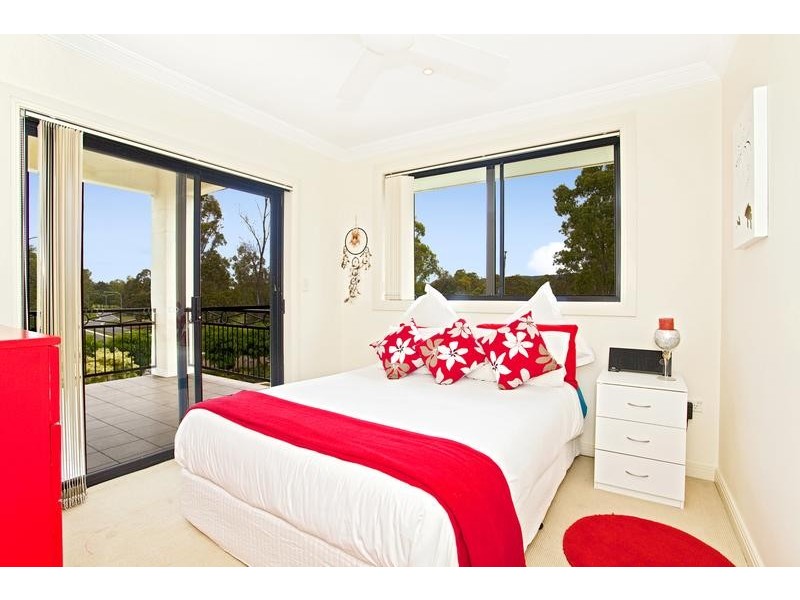 8 Marie Pitt Place, Glenmore Park NSW 2745