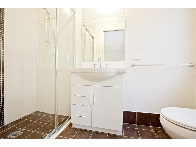 2/211 Jamison Road, Penrith NSW 2750