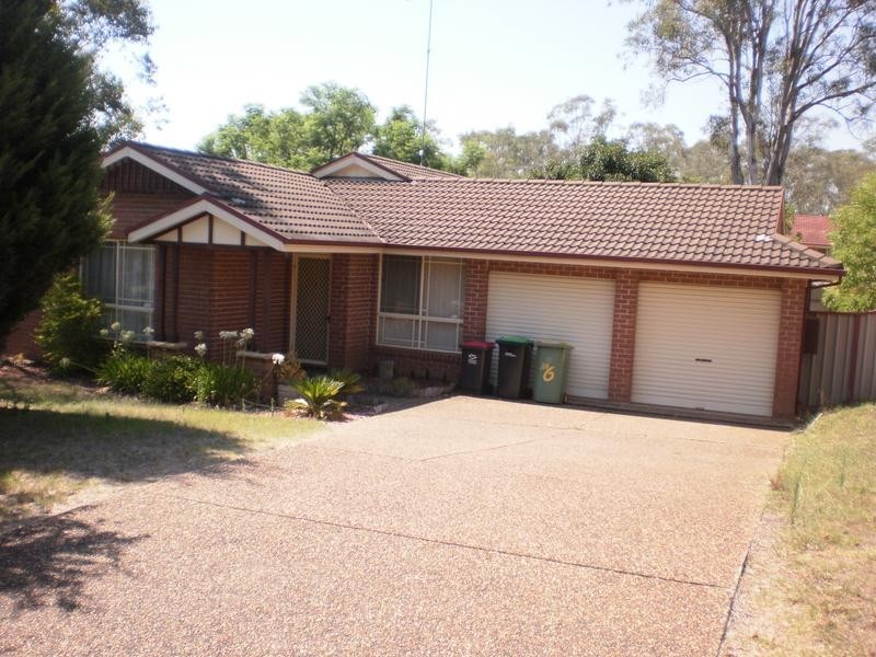 6 Flitcroft Avenue, Glenmore Park NSW 2745