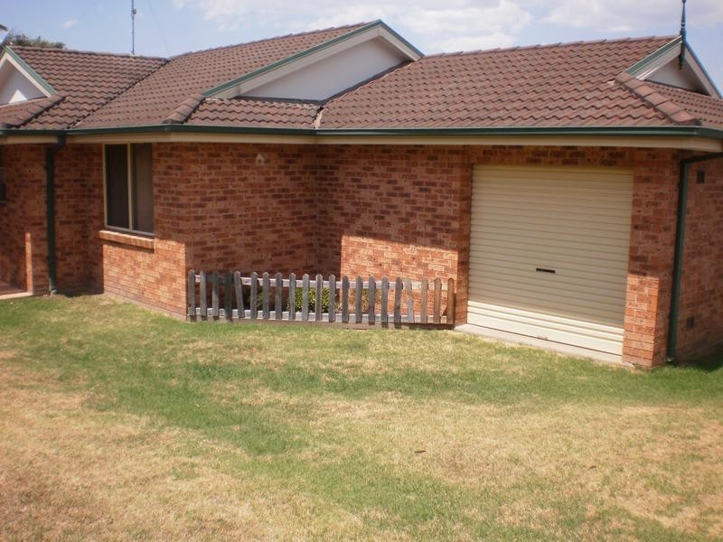 15 Bija Drive, Glenmore Park NSW 2745