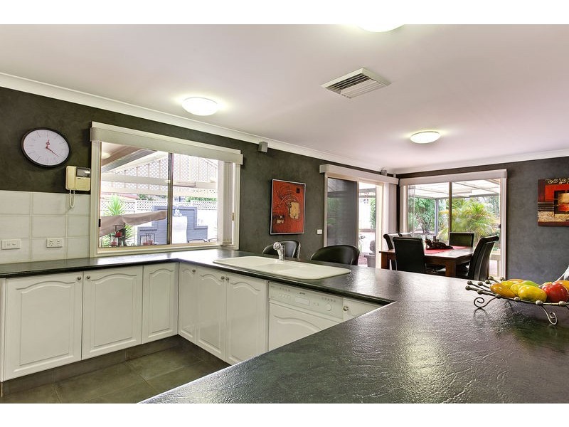 20 Langley Avenue, Glenmore Park NSW 2745