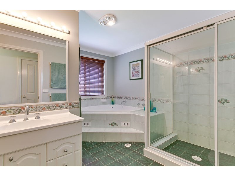 20 Langley Avenue, Glenmore Park NSW 2745