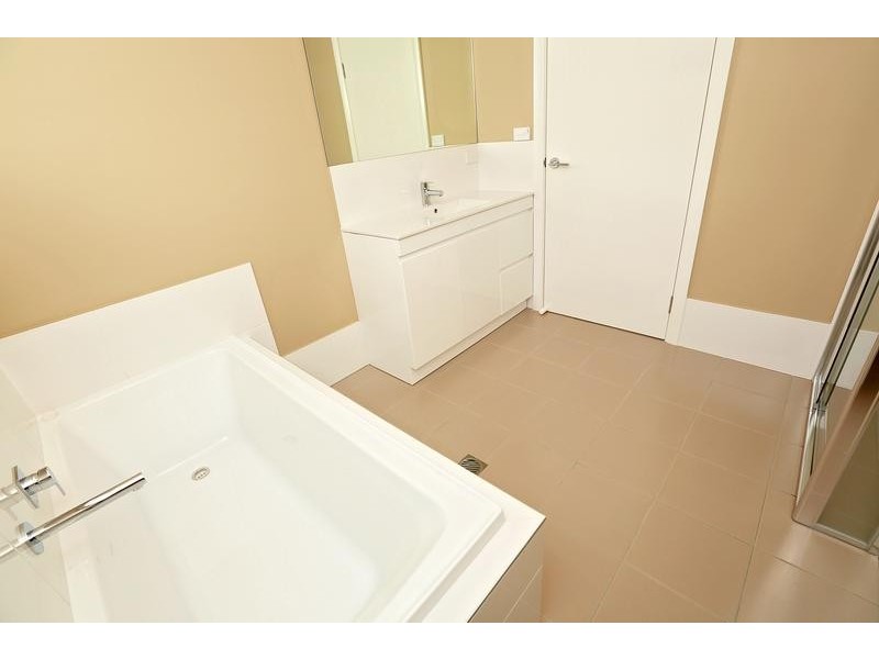 9 Oriri Street, Glenmore Park NSW 2745