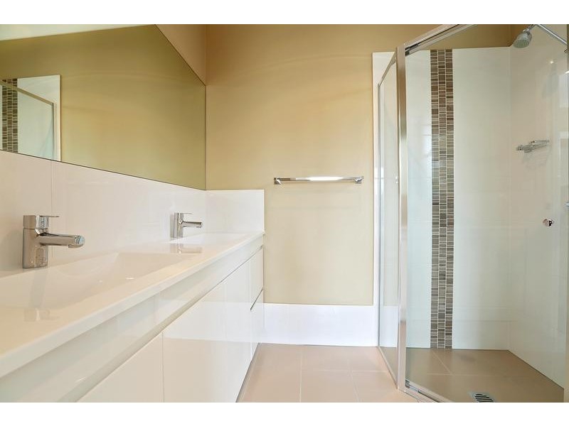 9 Oriri Street, Glenmore Park NSW 2745