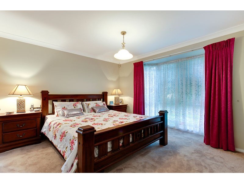 11 Silvereye Close, Glenmore Park NSW 2745