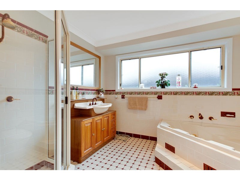 11 Silvereye Close, Glenmore Park NSW 2745