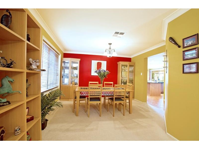 21 Waterford Way, Glenmore Park NSW 2745