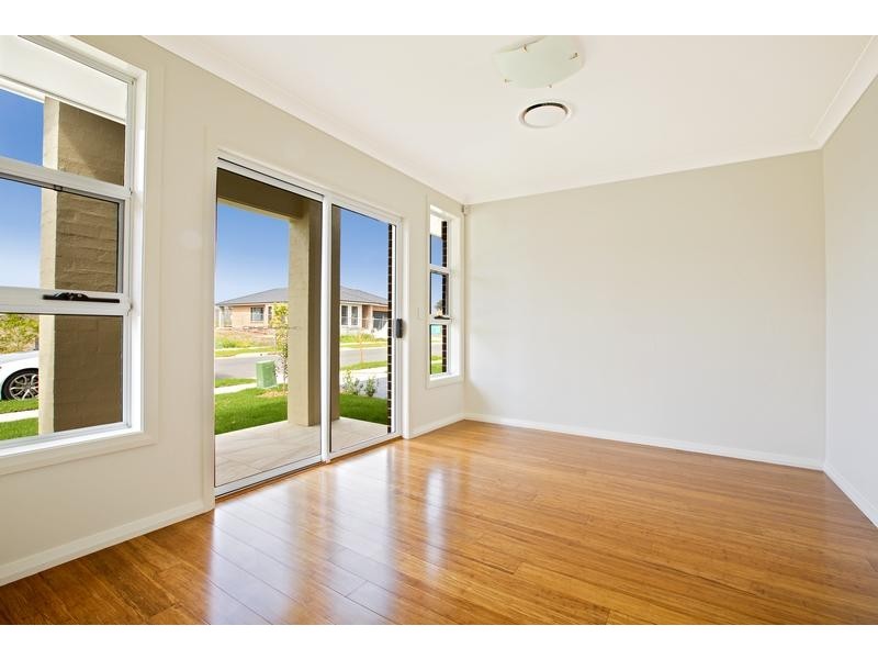 5 Horti Street, Glenmore Park NSW 2745