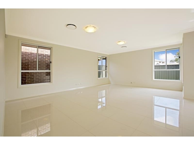 7 Horti Street, Glenmore Park NSW 2745