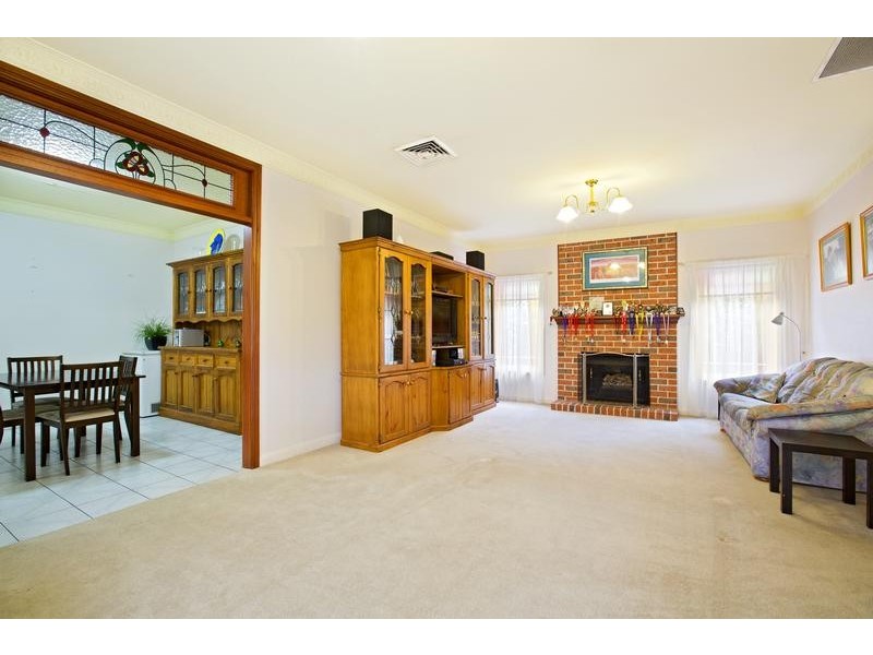 1 Acacia Avenue, Glenmore Park NSW 2745