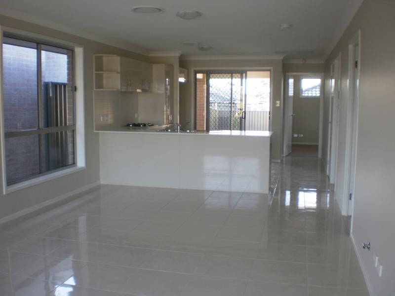 117 Glenmore Ridge Drive, Glenmore Park NSW 2745