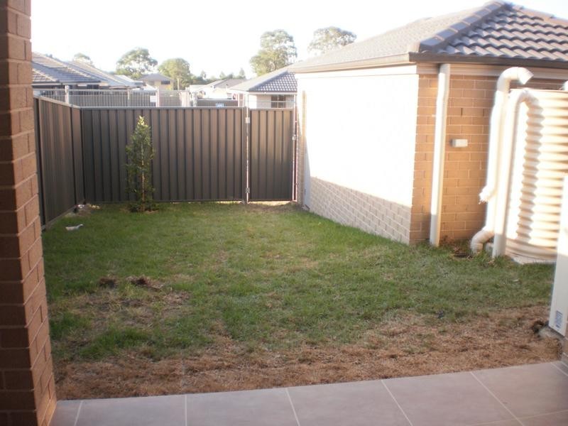 117 Glenmore Ridge Drive, Glenmore Park NSW 2745